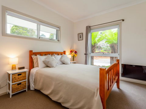 Erriba House - Accommodation Melbourne 11