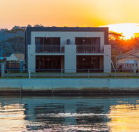 Ulverstone Waterfront Apartments - Accommodation Melbourne
