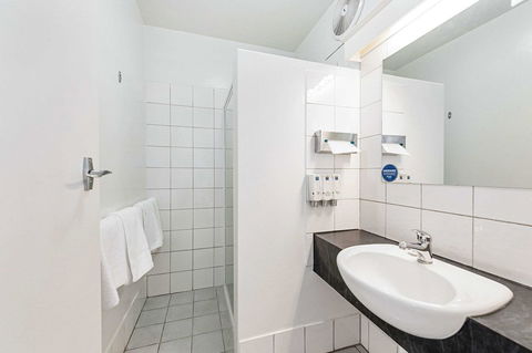 Coach House Launceston - Accommodation Melbourne 24