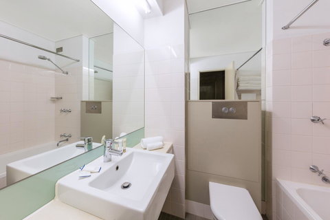 Best Western Plus Launceston - Accommodation Melbourne 10