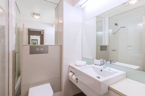 Best Western Plus Launceston - Accommodation Melbourne 4