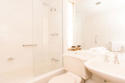 Hadley\'s Orient Hotel - Accommodation Melbourne 39