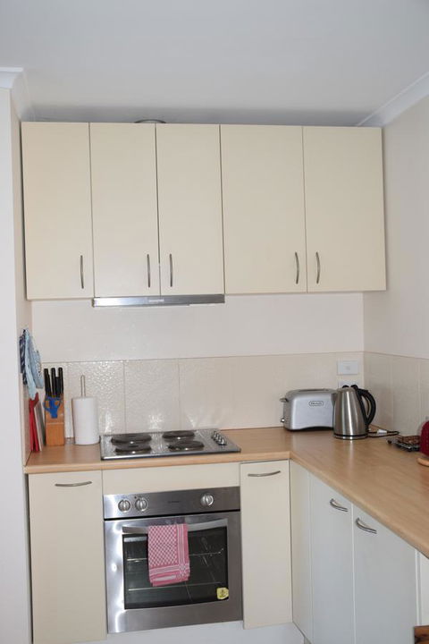 Anchorage Waterfront Retreat - Accommodation Melbourne 2