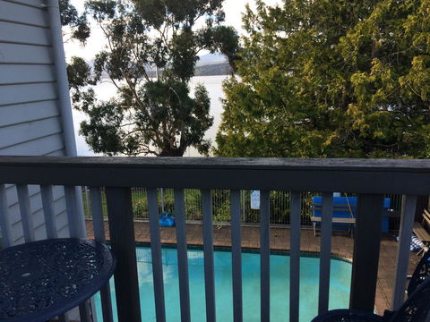 Anchorage Waterfront Retreat - Accommodation Melbourne 27