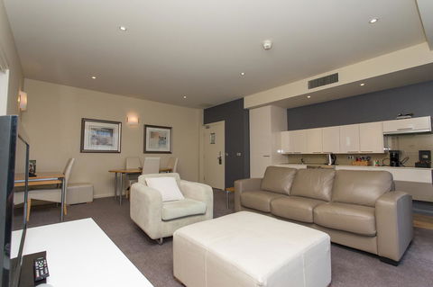Peppers Seaport Hotel - Accommodation Melbourne 40