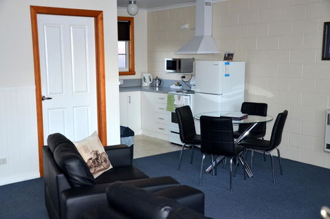 Castaway Holiday Apartments - Accommodation Melbourne 10