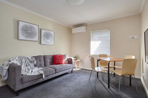 Elphin Serviced Apartments - Accommodation Melbourne 10