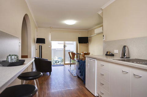 Elphin Serviced Apartments - Accommodation Melbourne 30