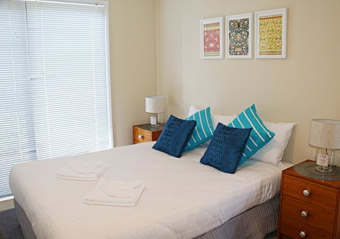 Banksy's By The Bay - Accommodation Melbourne 11