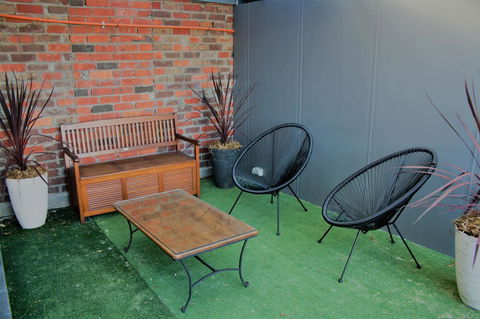 Apartment 5ive - Accommodation Melbourne 8
