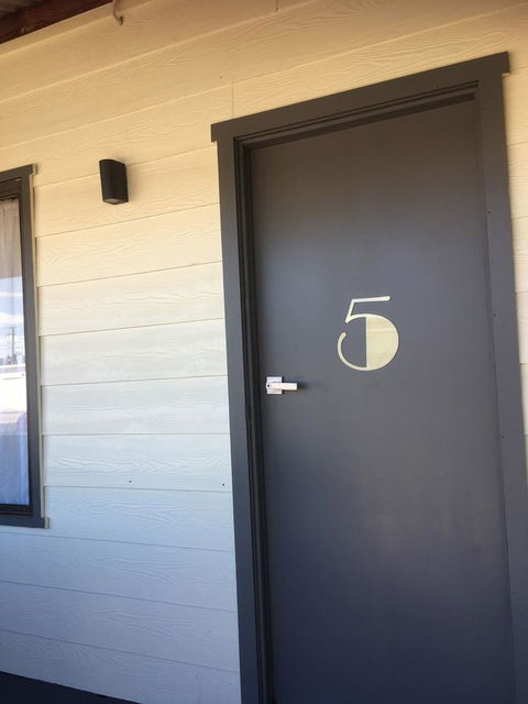 Apartment 5ive - Accommodation Melbourne 14