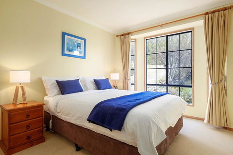 Omaroo Cottage Bruny Island - Accommodation Melbourne 9