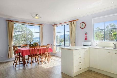 Omaroo Cottage Bruny Island - Accommodation Melbourne 6