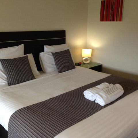 Commodore Regent - Accommodation Melbourne 10