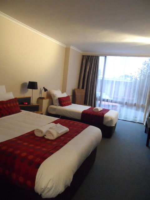 Commodore Regent - Accommodation Melbourne 22