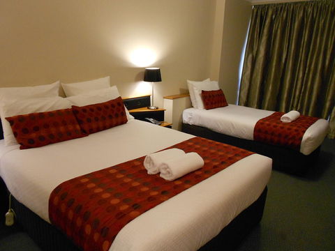 Commodore Regent - Accommodation Melbourne 35