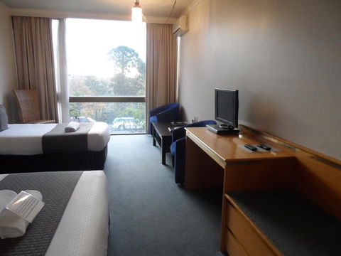 Commodore Regent - Accommodation Melbourne 42