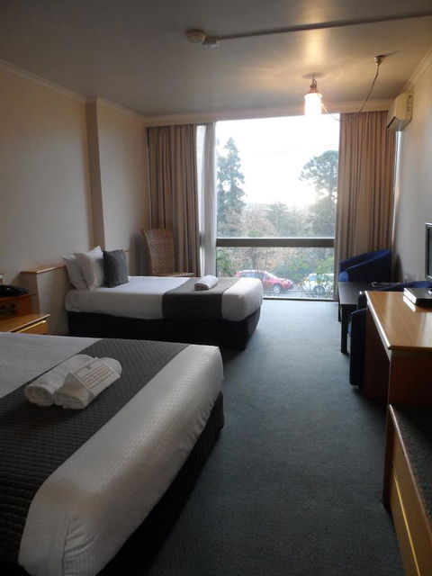 Commodore Regent - Accommodation Melbourne 14