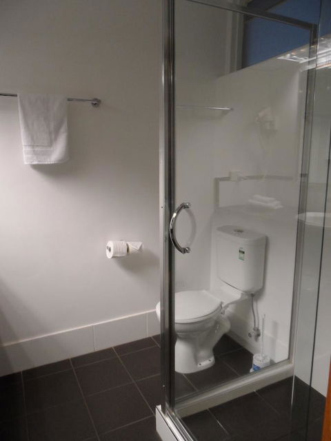 Commodore Regent - Accommodation Melbourne 20