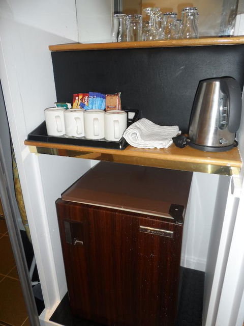 Commodore Regent - Accommodation Melbourne 18