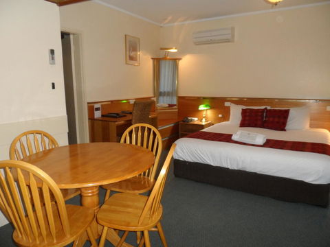 Commodore Regent - Accommodation Melbourne 29