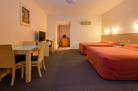 Mayfair Plaza Motel And Apartments - Accommodation Melbourne 6