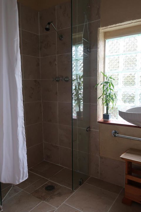 Cherry Top Farmstay - Boutique Eco Village - Accommodation Melbourne 0