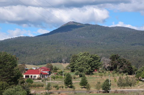 Cherry Top Farmstay - Boutique Eco Village - Accommodation Melbourne 4