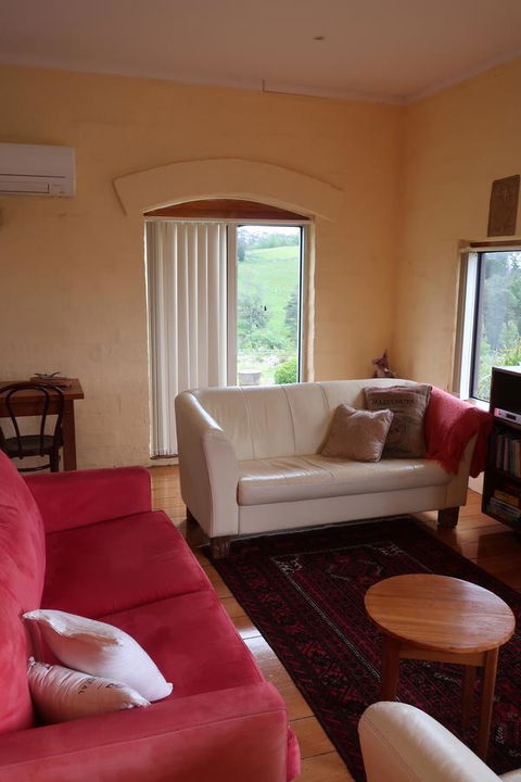 Cherry Top Farmstay - Boutique Eco Village - Accommodation Melbourne 19