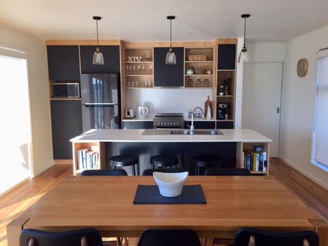 Beach House XIV - Accommodation Melbourne 4