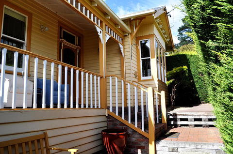 Belton Apartments-Hedge Cottage - Accommodation Melbourne 3
