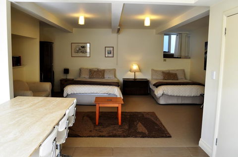 Belton Apartments-Hedge Cottage - Accommodation Melbourne 8