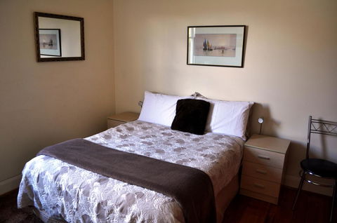 Belton Apartments-Hedge Cottage - Accommodation Melbourne 11