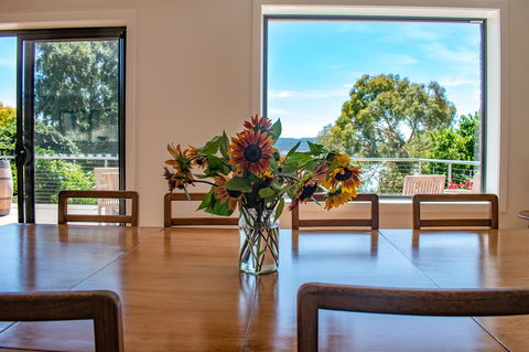 Tamar House - Melbourne 4u 13