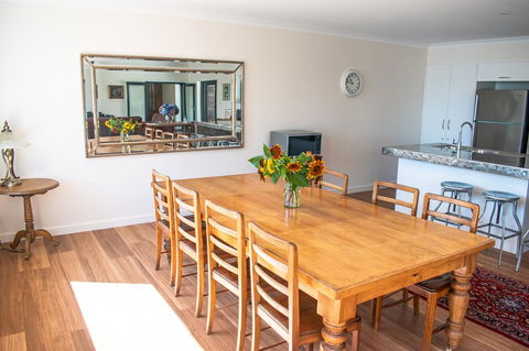 Tamar House - Melbourne 4u 14