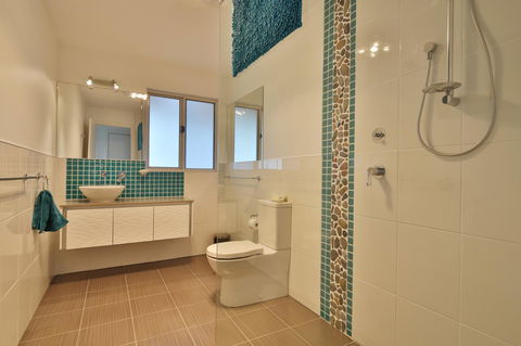 Seymour Waves - Accommodation Melbourne 10