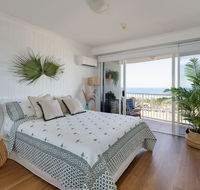 NEW Beautiful 2 Bed Ocean Views in Broadbeach - Melbourne 4u