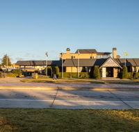 New England Motor Lodge - Melbourne 4u