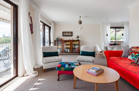 Newport Beach Spacious 2 Bedrm Apt Casa De PiÃ±a - Accommodation Melbourne 2