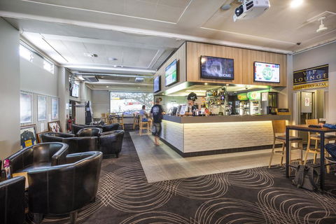 Nightcap At The Charles Hotel - Accommodation Melbourne 3