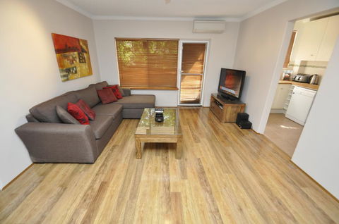 North Ryde Self-Contained One-Bedroom Apartment (7KHRT) - Accommodation Melbourne 1