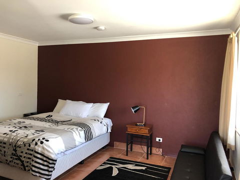 Northampton Motor Hotel - Accommodation Melbourne 0
