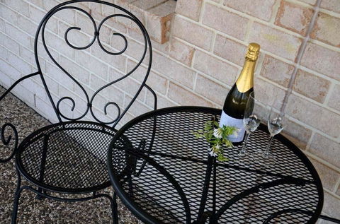 Oakey Motor Inn - Accommodation Melbourne 3