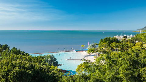 Oaks Cairns Hotel - Accommodation Melbourne 1