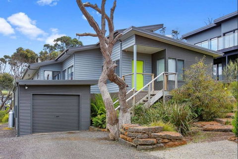 OCEAN ESCAPE - The Ultimate Luxury Beach House - Accommodation Melbourne 1