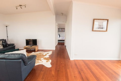 Ocean View Getaway - Accommodation Melbourne 1