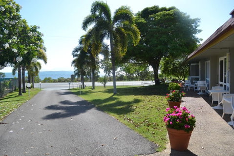 Ocean View Motel Bowen - Accommodation Melbourne 2