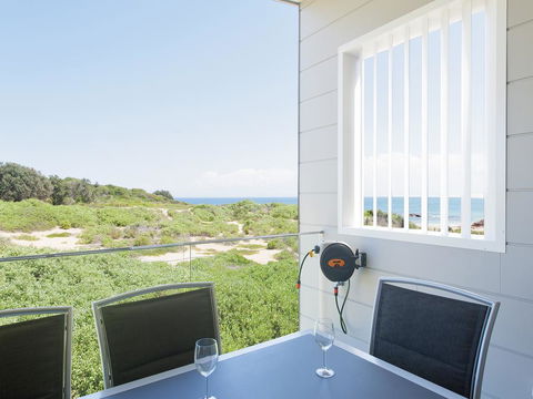 Ocean Views - Accommodation Melbourne 1