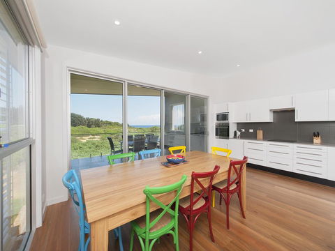 Ocean Views - Accommodation Melbourne 3