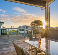 Oceans Eight - Accommodation Melbourne